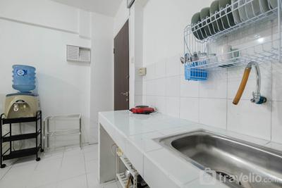 Apartemen Mutiara Bekasi - New Furnished 2BR Apartment Mutiara Bekasi By Travelio