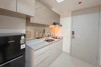 Apartemen Grand Sungkono Lagoon - Modern and Cozy 1BR at Grand Sungkono Lagoon Apartment By Travelio