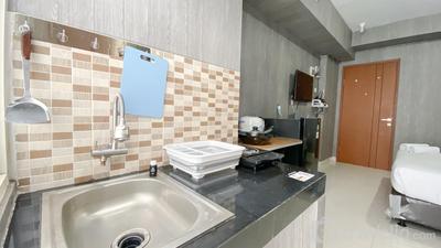 Apartemen Green Park View - Homey and Tidy Studio Green Park View Apartment By Travelio