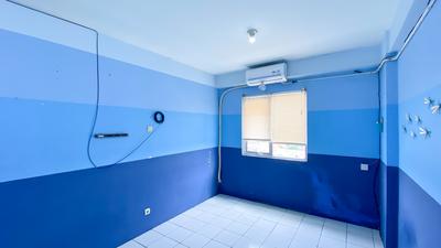 Apartemen East Park - Cozy Studio Unfurnished with AC at East Park Apartment By Travelio