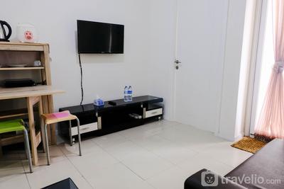 Apartemen Parahyangan Residence - Good Deal 1BR Apartment at Parahyangan Residence By Travelio