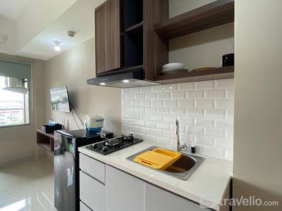 Apartemen LRT City Jatibening - Fancy Studio Apartment at Gateway Park LRT City Bekasi By Travelio