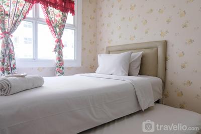 Simply 1BR Apartment at Parahyangan Residence By Travelio