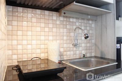 Apartemen Parahyangan Residence - Quiet 2BR Apartment at Parahyangan Residence with Mountain View By Travelio