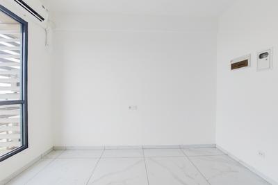 Apartemen Sky House Alam Sutera - Unfurnished Studio with AC High Floor Sky House Alam Sutera Apartment By Travelio