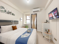 Compact and Homey Studio Apartment at Transpark Cibubur By Travelio