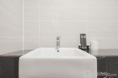 Apartemen West Vista - Gorgeous and Cozy Studio at West Vista Apartment By Travelio