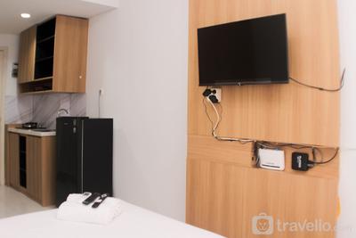 Apartemen Patraland Urbano - Homey and Cozy Stay Studio Apartment at Patraland Urbano By Travelio