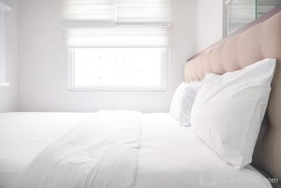 Apartemen Green Pramuka City - Modern 2BR Green Pramuka City Apartment near Shopping Center By Travelio