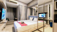 Chic and Cozy Studio Space at Benson Supermall Mansion Apartment By Travelio