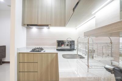 Apartemen Gallery West Residence - Strategic 2BR at Apartment Gallery West Residence By Travelio