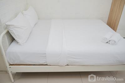 Apartemen Baileys - Comfort and Cozy Stay Studio Room at Baileys Apartment By Travelio