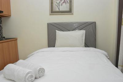 Apartemen Green Pramuka City - Cozy Living Studio Apartment at Green Pramuka City near Shopping Center By Travelio