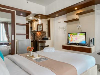 Apartemen Grand Dhika City - Modern Look Studio at Grand Dhika City Apartment By Travelio
