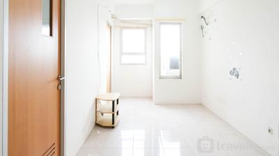 Apartemen Puncak Permai - Best Deals 2BR Unfurnished with AC at Puncak Permai Apartment By Travelio