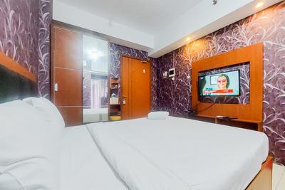 Apartemen Green Lake View - Homey and Cozy Stay Studio Green Lake View Apartment By Travelio