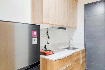 Apartemen Collins Boulevard - Homey and Cozy Living Studio at Collins Boulevard Apartment By Travelio