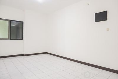Apartemen Kondominium Rajawali - Unfurnished 1BR With AC at Kondominium Rajawali Apartment By Travelio