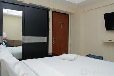 Apartemen Kebagusan City - Minimalist Studio Room at Kebagusan City Apartment By Travelio