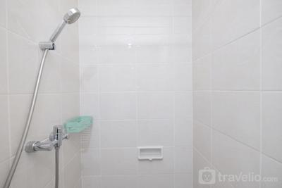 Apartemen Green Bay Condominium - Homey 1BR Apartment with City View Green Bay Condominium By Travelio